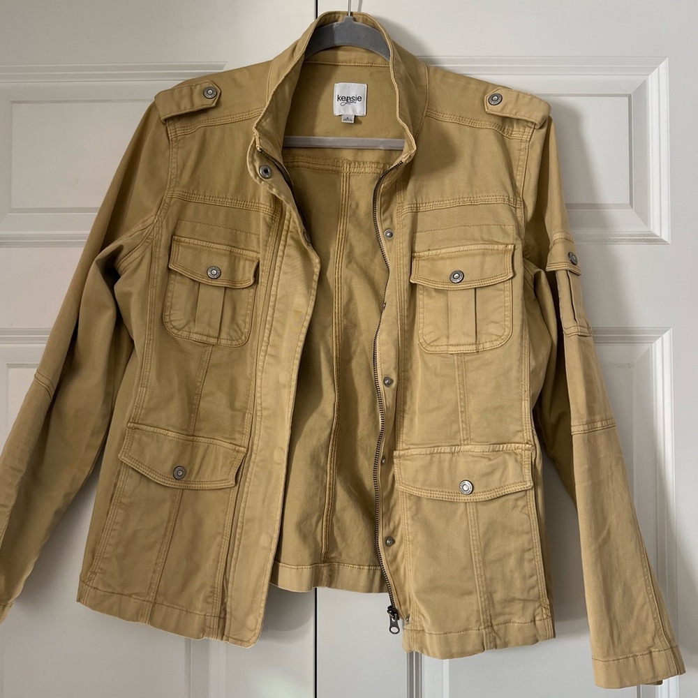 Kensie Jeans Women’s Tan Cargo Jacket
